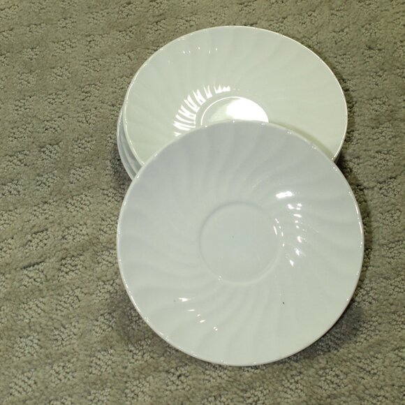 Set of 4 Gibson Houseware White Swirl 5 7/8 in Saucers - Picture 1 of 4